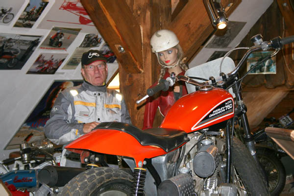 HollTour37
