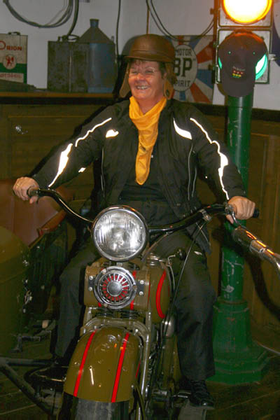 HollTour40